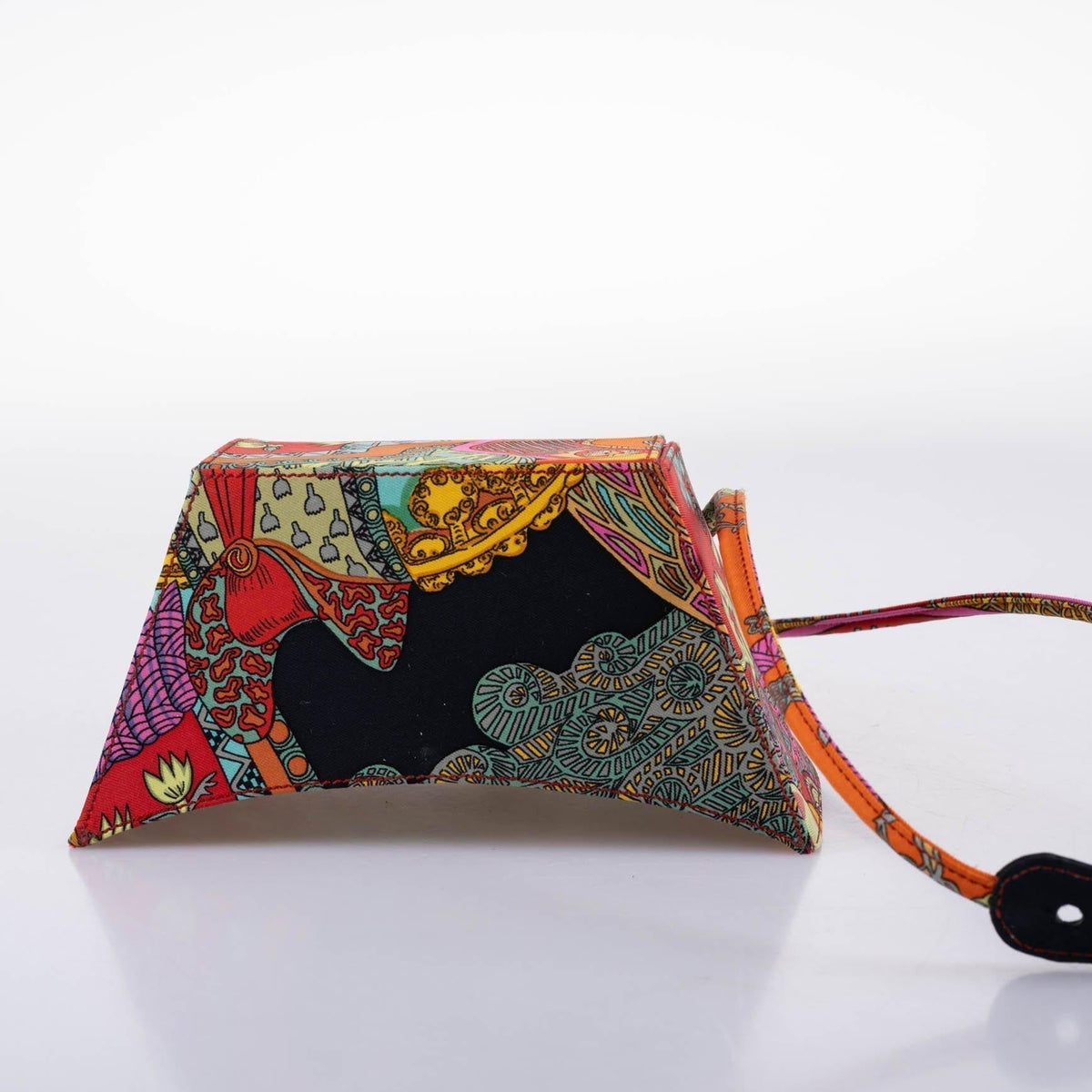 Hermes Unique Silk ‘Art des Steppes’ Yurt Runway Bag Hermes