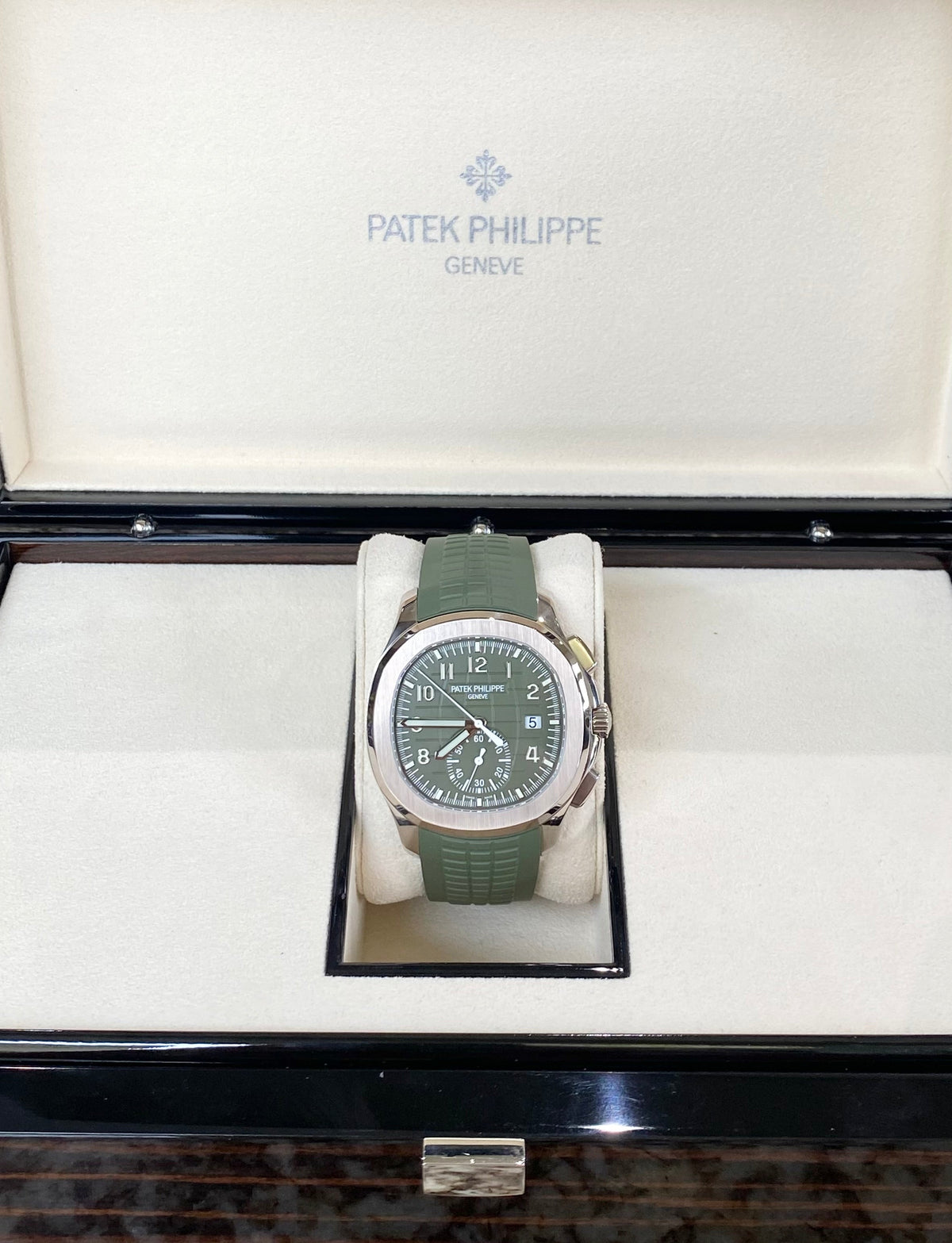 Patek Philippe Aquanaut 42.2 5968G-010 Khaki Green Dial Watch Rolex