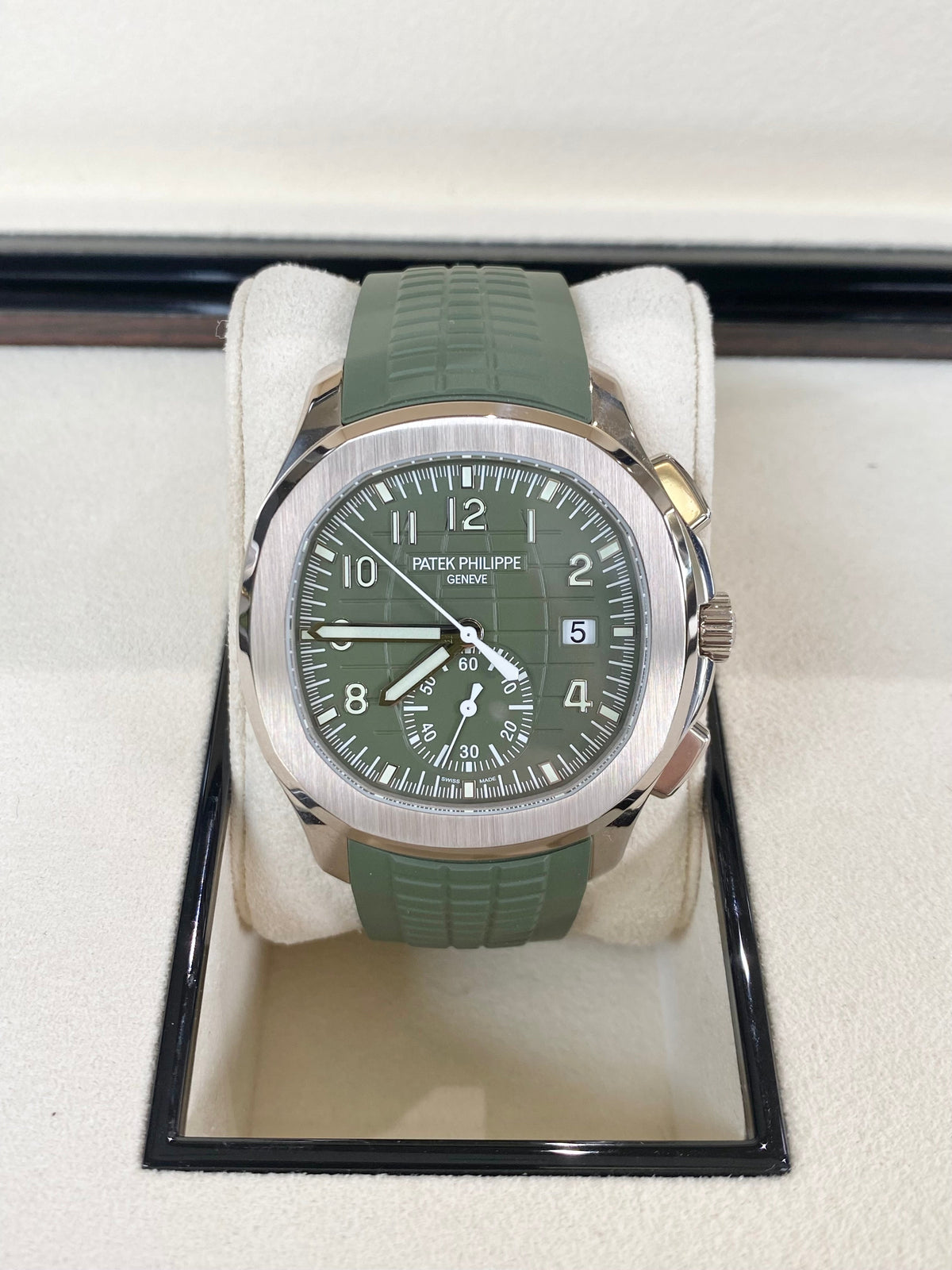 Patek Philippe Aquanaut 42.2 5968G-010 Khaki Green Dial Watch Rolex