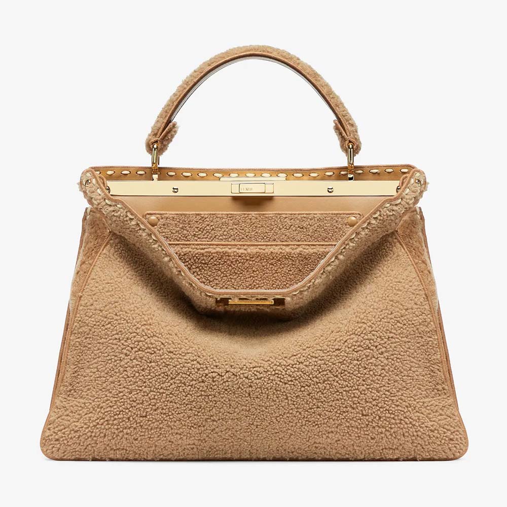 PEEKABOO ISEEU LARGE Beige Sheepskin Bag Fendi