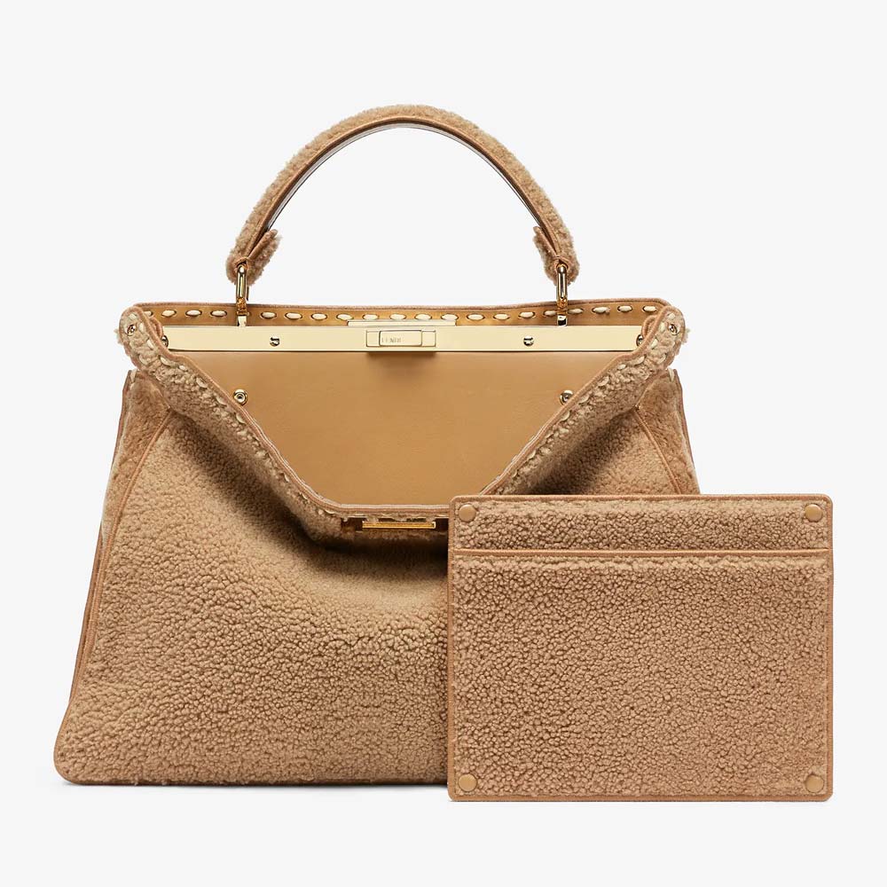 PEEKABOO ISEEU LARGE Beige Sheepskin Bag Fendi