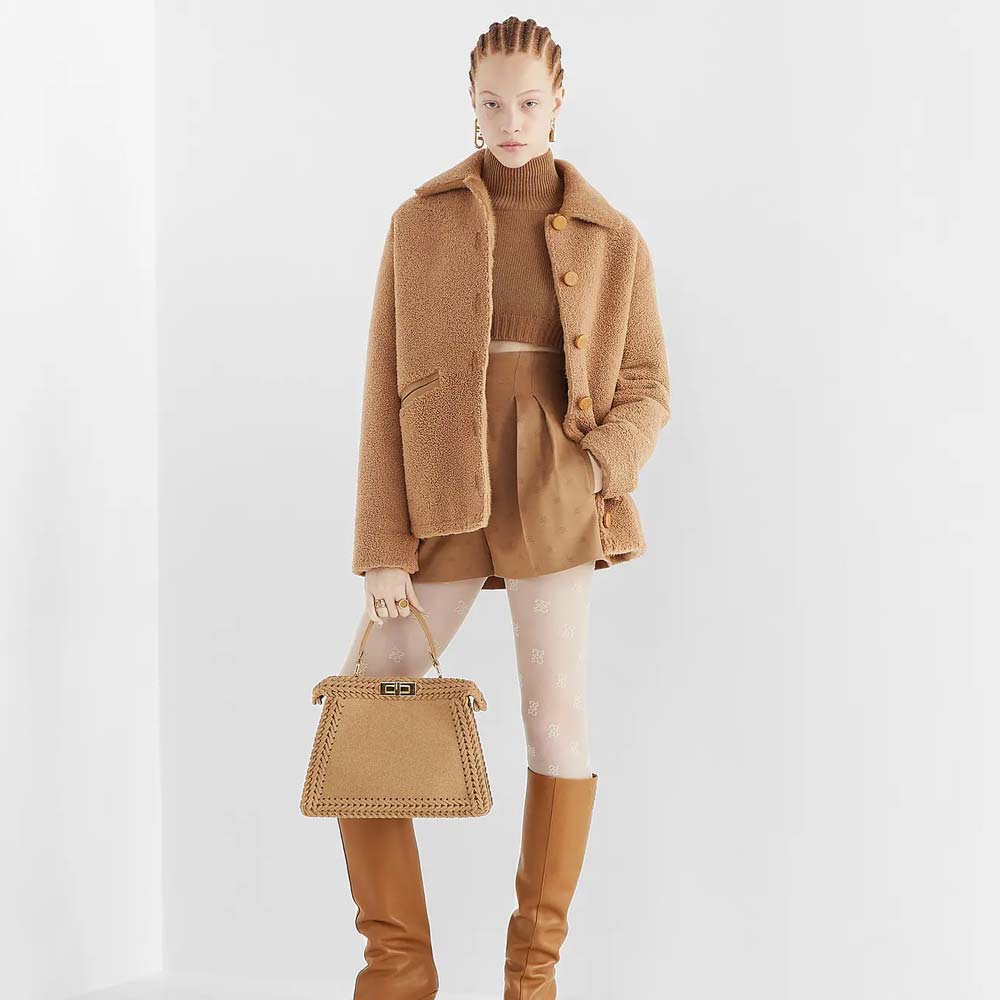 PEEKABOO ISEEU MEDIUM Beige Flannel Bag Fendi