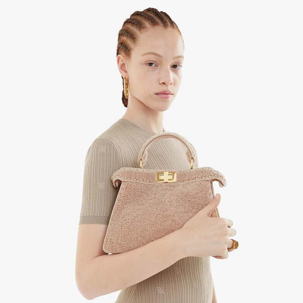 PEEKABOO ISEEU SMALL Pink Sheepskin Bag Fendi