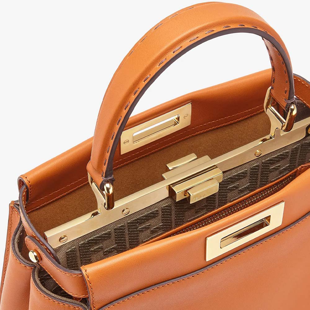 Peekaboo medium Brown Leather Bag Fendi