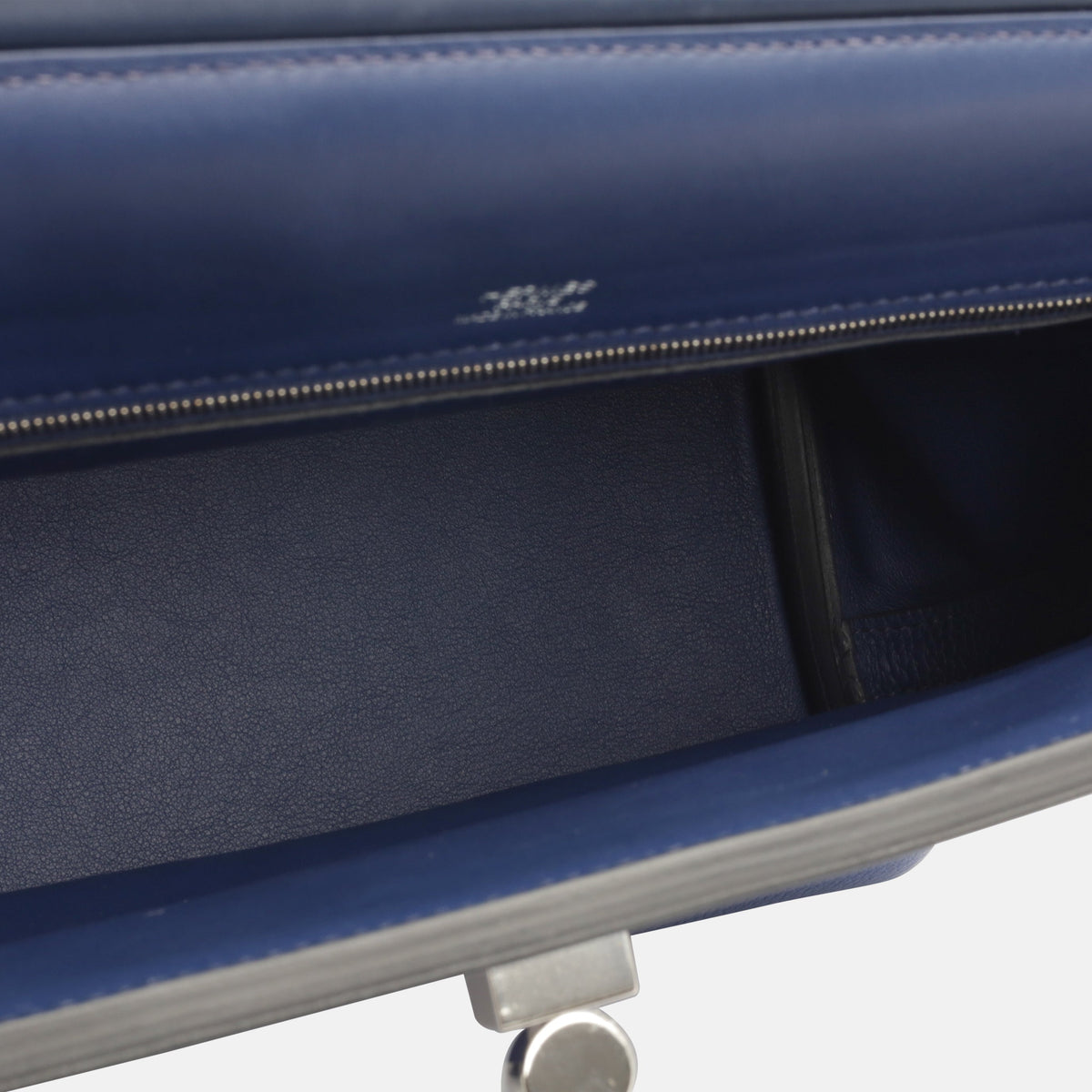 Hermès 24/24 29 Bag in Bleu Marine Togo Leather with Palladium Hardware BagAg