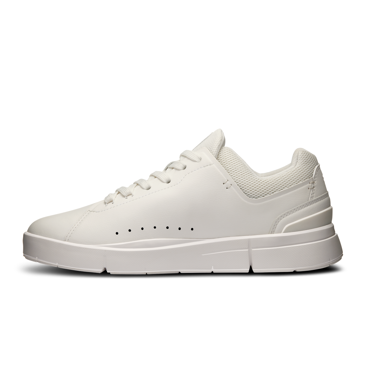 On Running Women's The Roger Advantage Shoes - All White On Running