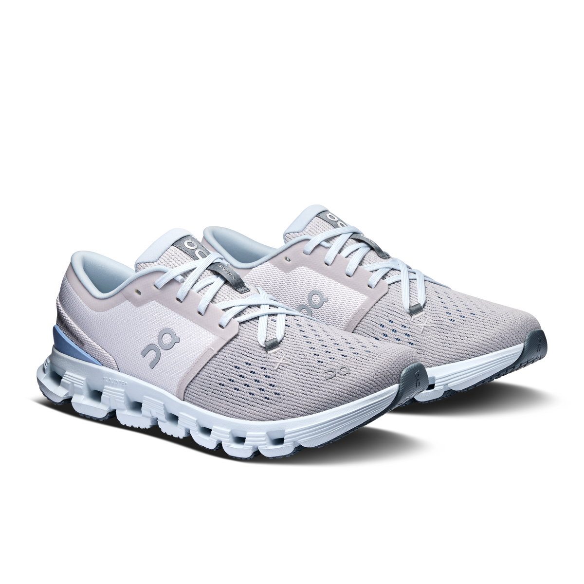 On Running Women's Cloud X 4 Shoes - Silver / Chambray On Running