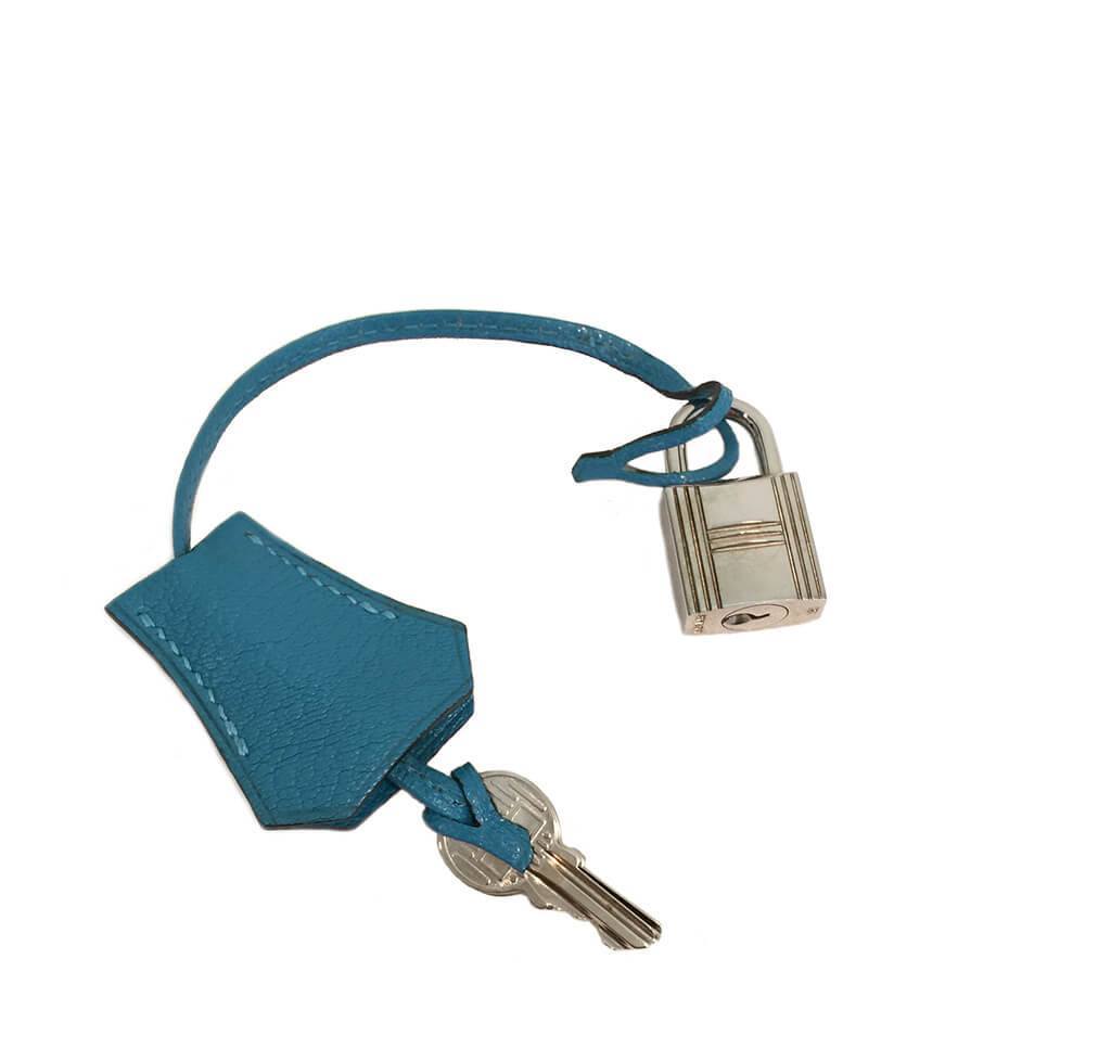 Hermès Kelly Sellier 28 Turquoise Bag PHW - Crowned Bag