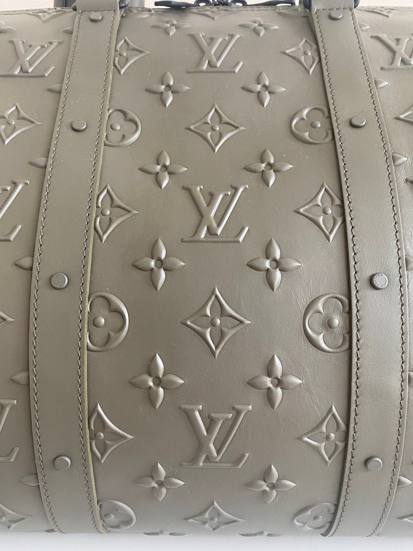 Louis Vuitton Keepall Bandoulière 50 M57963 Monogram Seal Leather Travel Bag