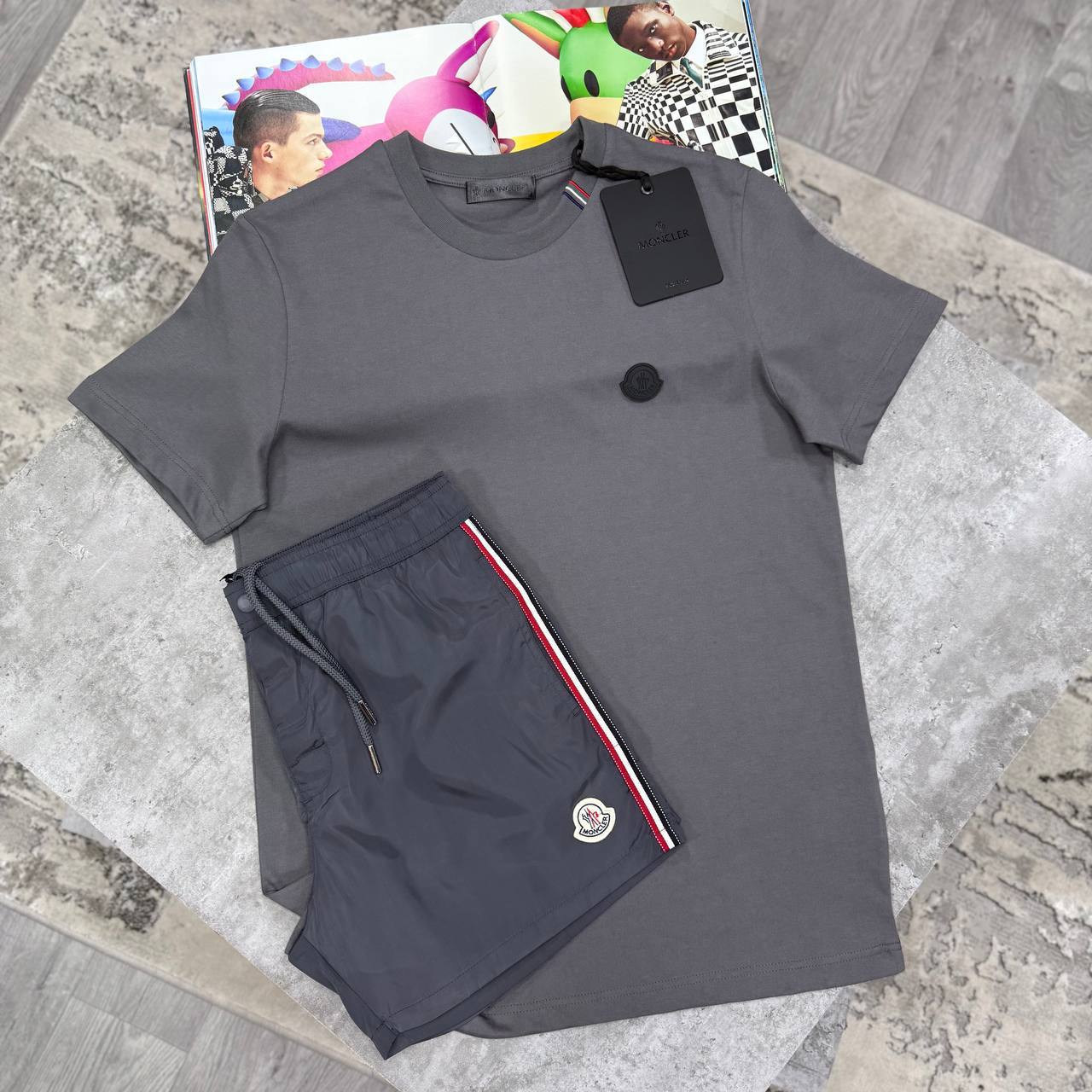 Moncler Black Badge Logo Men's T-Shirts & Shorts Set in Different Colors Reps UK Best Quality Sale AAA Replica
