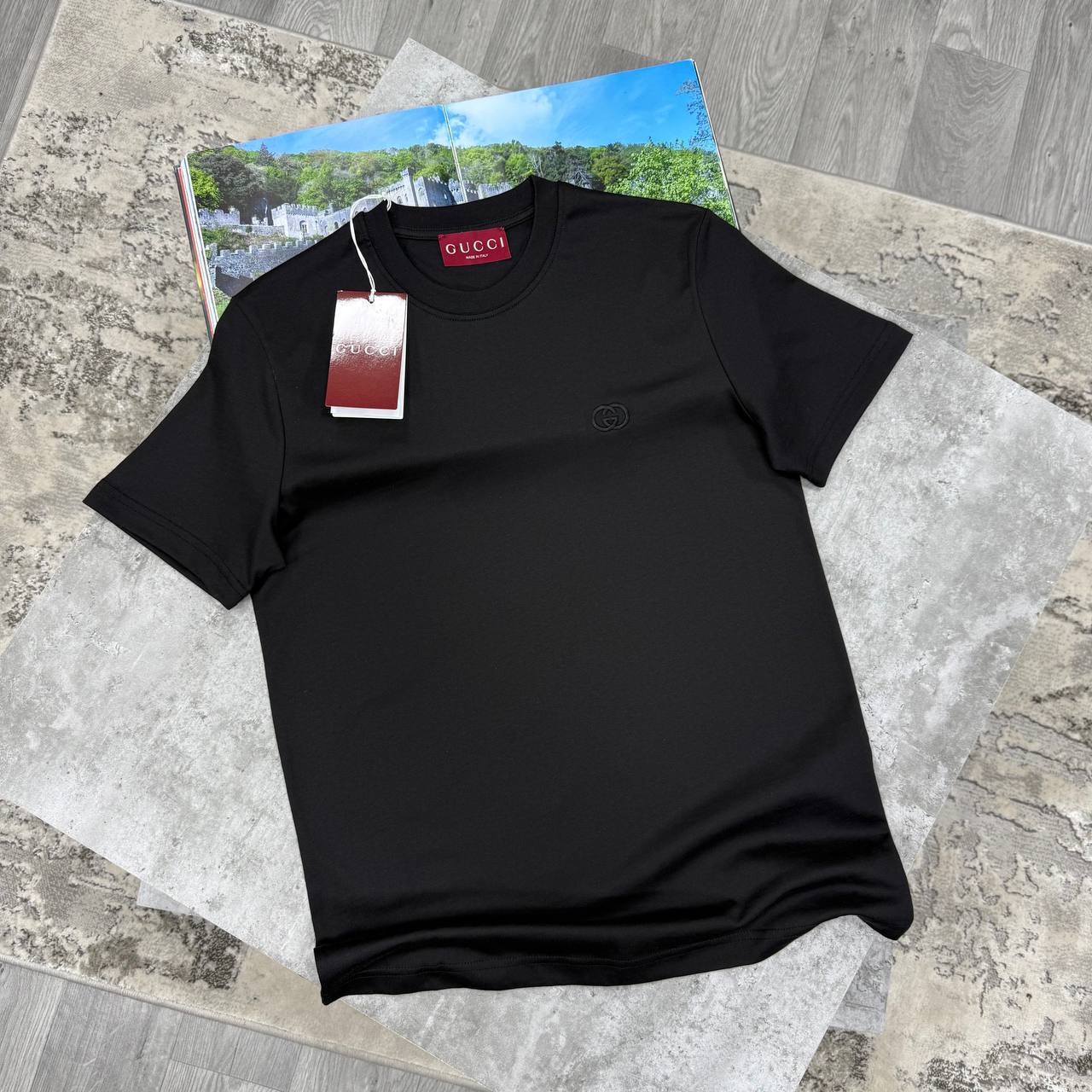 Gucci Interlocking G Men's Women's T-Shirts in Different Colors Reps Sale UK Best Quality Sale AAA Replica