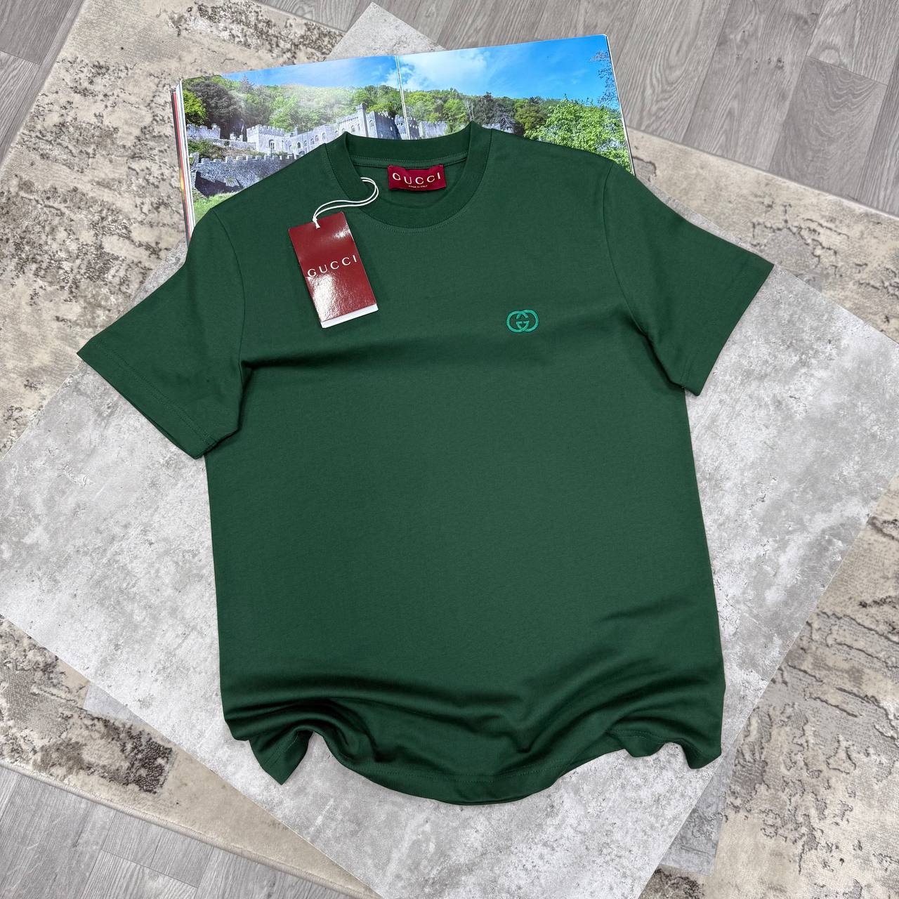 Gucci Interlocking G Men's Women's T-Shirts in Different Colors Reps Sale UK Best Quality Sale AAA Replica