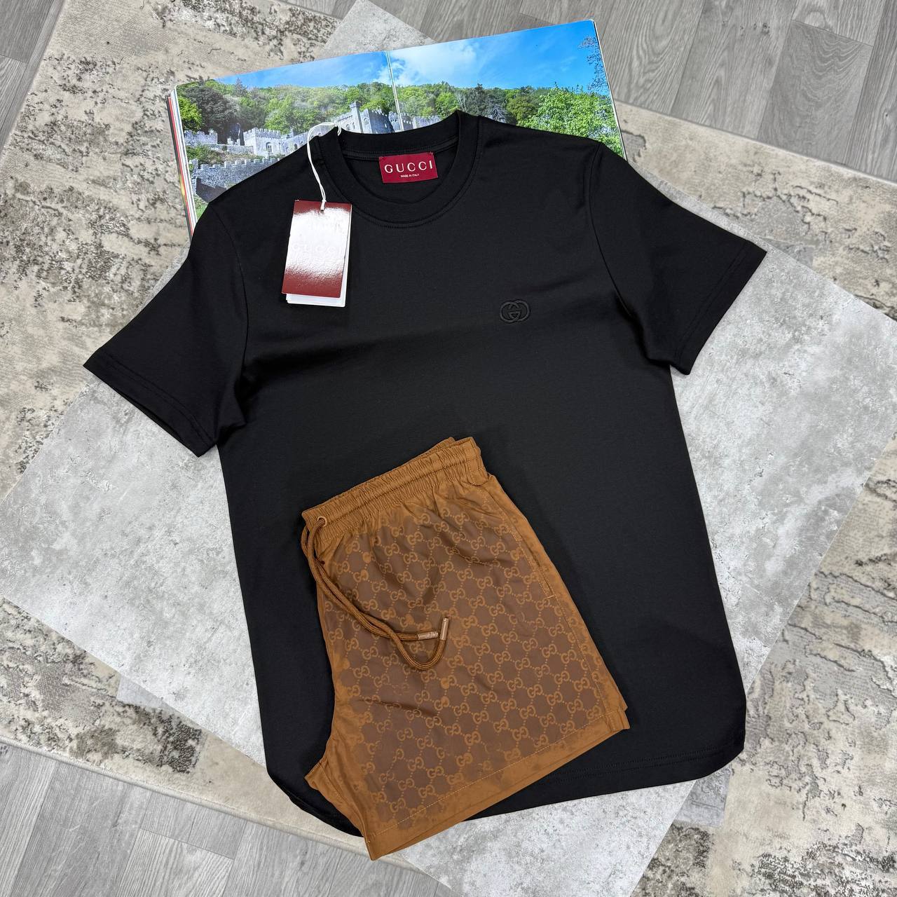 Gucci Interlocking G Men's T-Shirts & Shorts Set in Different Colors Reps UK Best Quality Sale AAA Replica