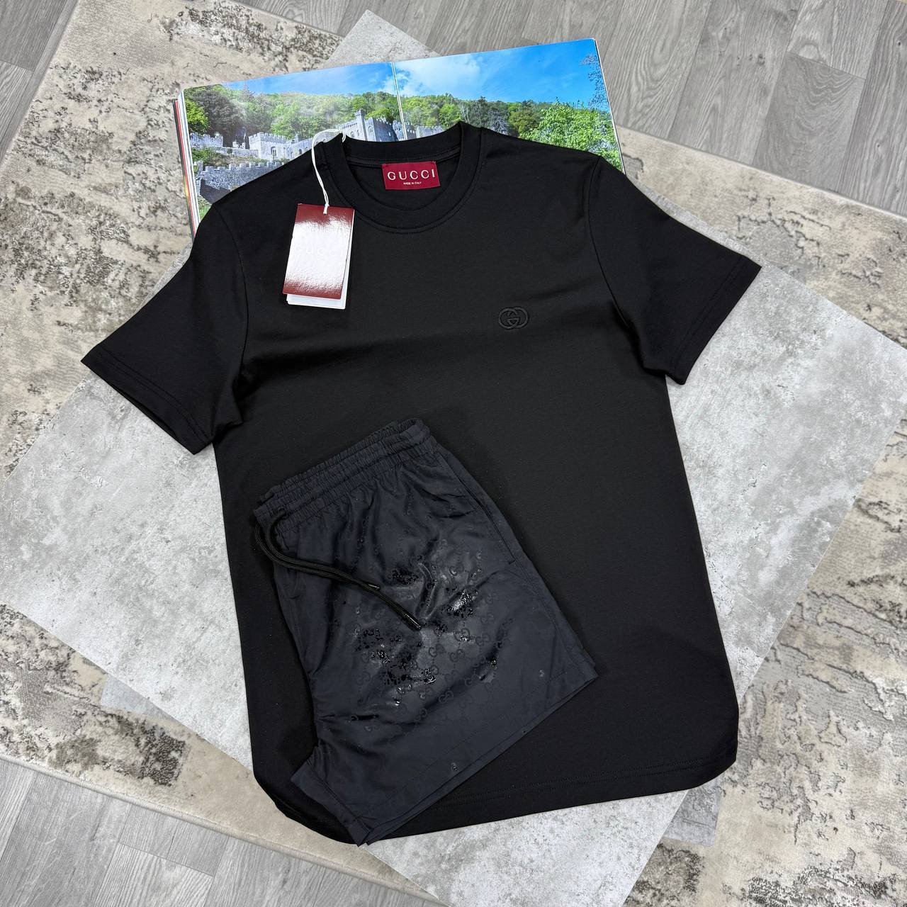 Gucci Interlocking G Men's T-Shirts & Shorts Set in Different Colors Reps UK Best Quality Sale AAA Replica