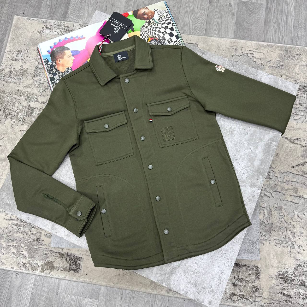 Moncler Double Pocket Collar Style Logo Men's Overshirts in Different Colors Reps UK Best Quality Sale AAA Replica
