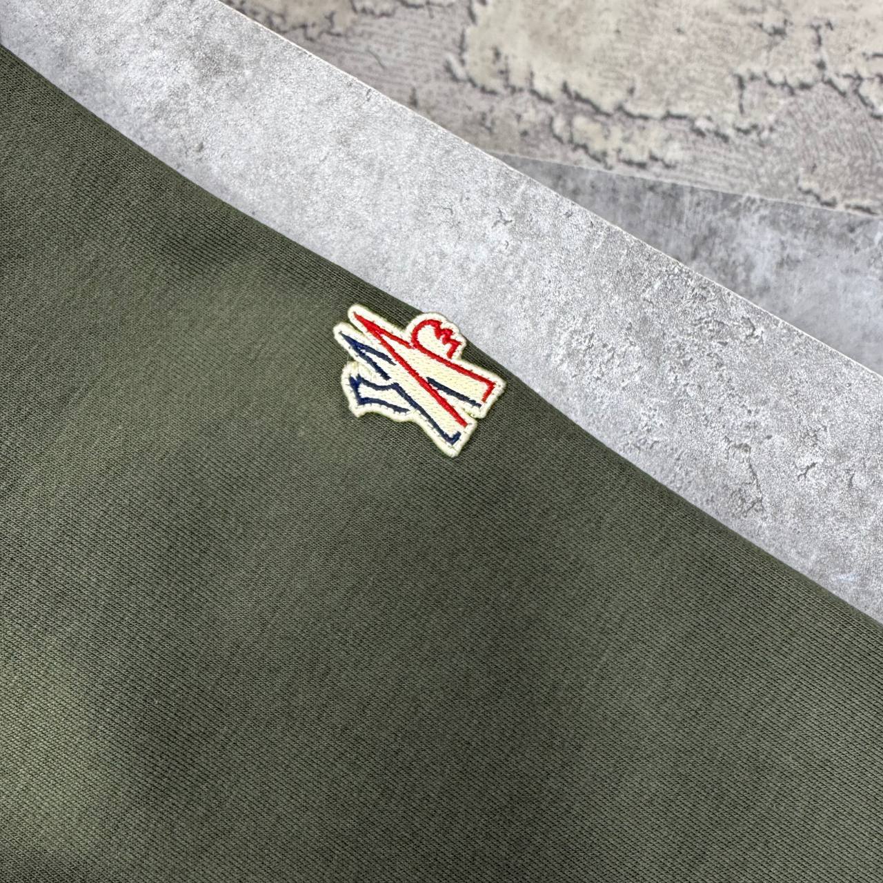 Moncler Double Pocket Collar Style Logo Men's Overshirts in Different Colors Reps UK Best Quality Sale AAA Replica