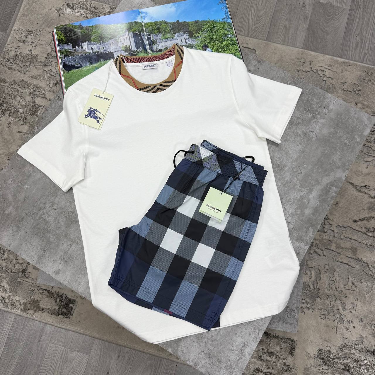 Burberry Checked-Trim Men's T-Shirts & Shorts Set in Different Colors Reps UK Best Quality Sale AAA Replica