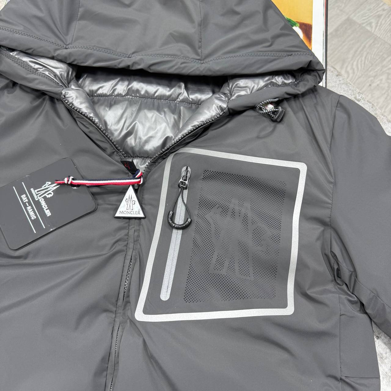 Moncler Grenoble Bergun Reversible Down Jacket Men's Women's in Different Colors Reps UK Sale Best Quality AAA Replica