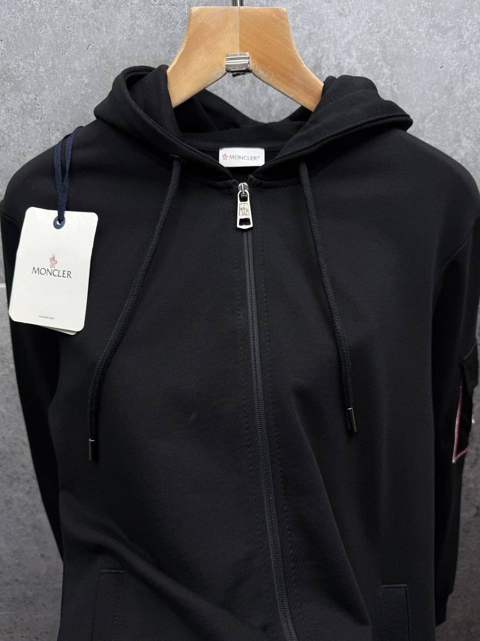 Moncler Sleeve Pocket Zip Up Hoodie Men's Women's in 2 Colors Reps UK Best Quality Sale AAA Replica