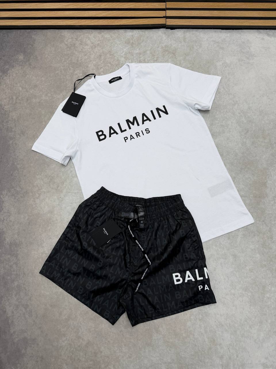 Balmain Paris Logo Print Men's T-Shirts & Shorts Set in Different Colors Reps UK Best Quality Sale AAA Replica
