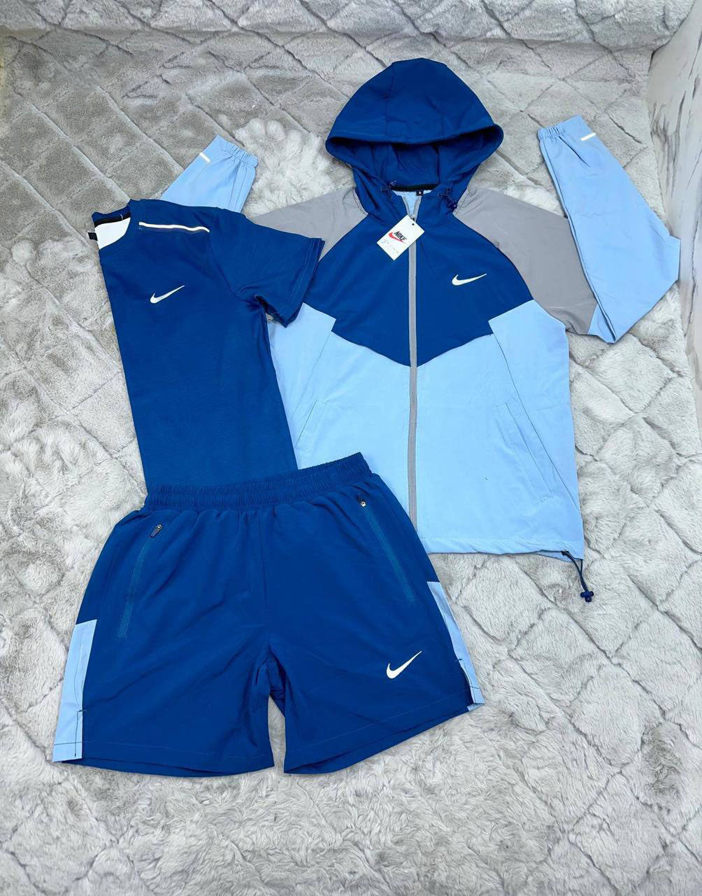 Nike UV Windbreaker 3 Piece Tracksuits Mens in Different Colors Reps Sale UK Best Quality AAA Replica