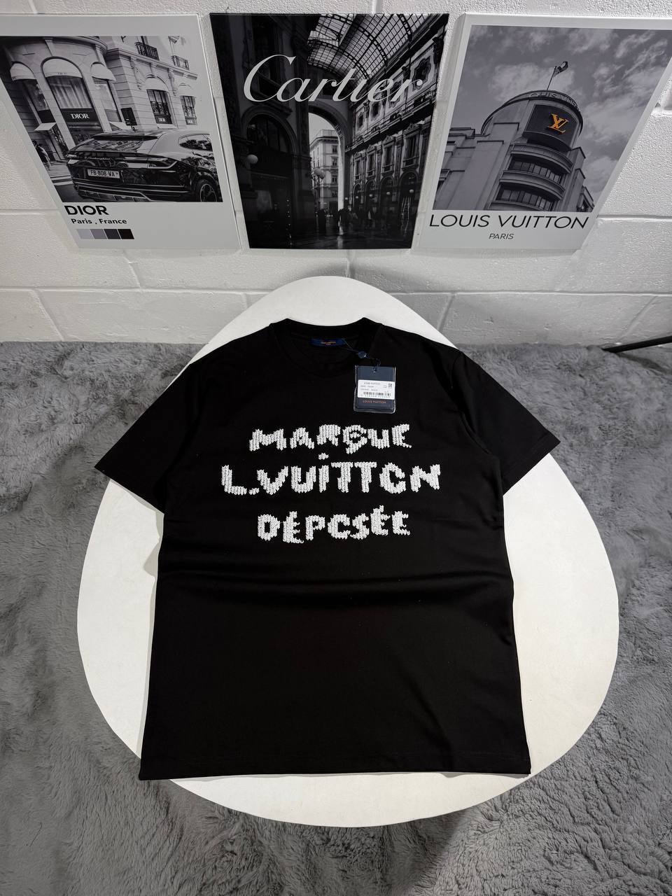 Louis Vuitton Embroidered Signature Ready to Wear T-Shirts Men's Women's in Different Colors Reps Sale UK Best Quality AAA Replica