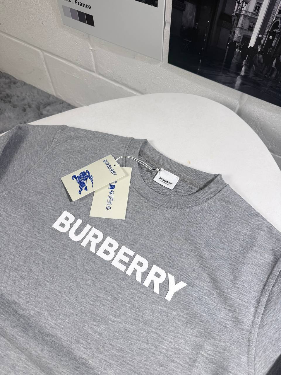 Burberry Logo Print Jumpers Men's Women's in 2 Colors Reps UK Best Quality AAA Replica