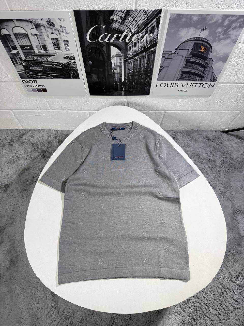 Louis Vuitton Regular Fit Knitted Men's Women's T-Shirts in 2 Colors Reps UK Best Quality AAA Replica