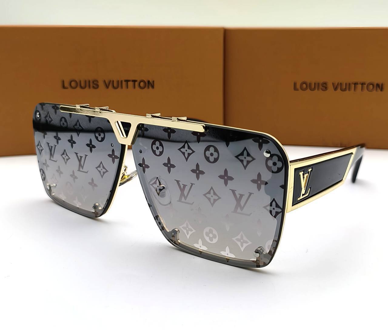 Louis Vuitton Cyclone Square Grey Monogram Sunglasses Men's Women's Reps Sale UK Best Quality Sale AAA Replica