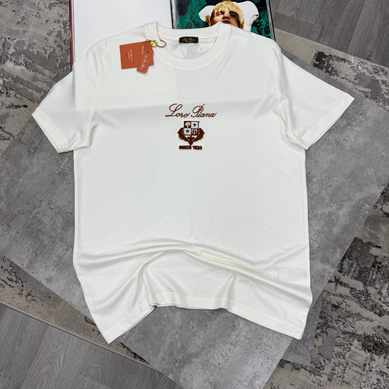Loro Piana Graphic Logo Men's Women's T-Shirts in Different Colors Reps UK Best Quality AAA Replica