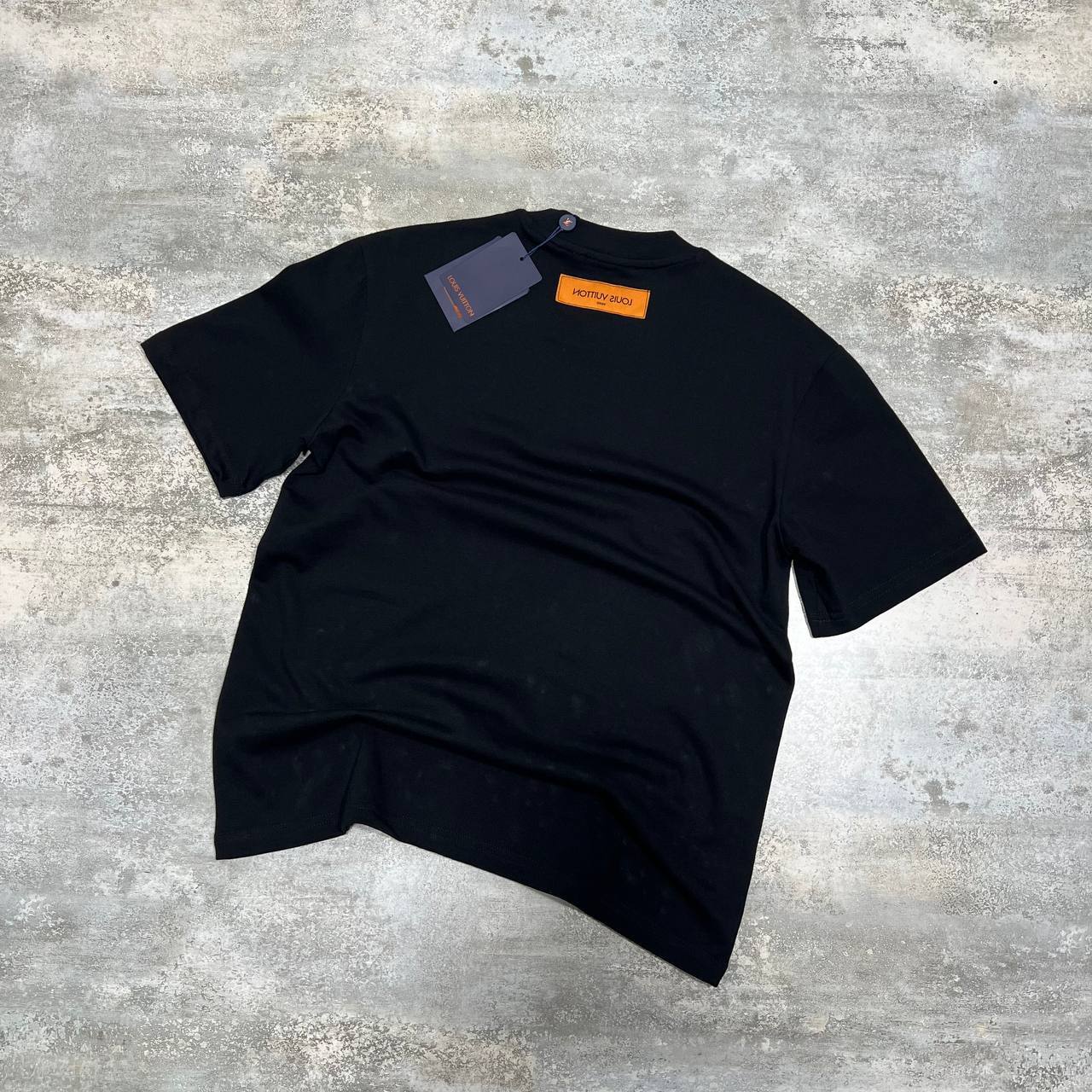 Louis Vuitton Monogram Flowers Patch T-Shirts in 2 Colors Men's Women's Reps Sale UK Best Quality AAA Replica