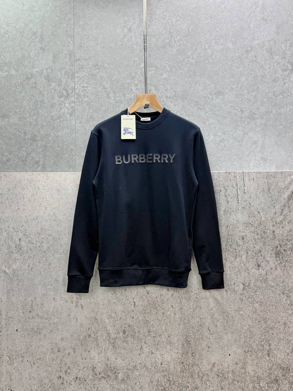Burberry Crewneck Embroidered Logo Men's Women's Jumper in Different Colors Reps UK Best Quality AAA Replica