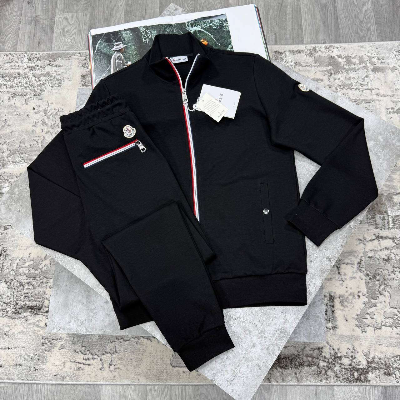 Moncler Jersey Tipped and Matching Drawstring Tracksuit in Different Colors Men's Reps Sale UK Best Quality AAA Replica