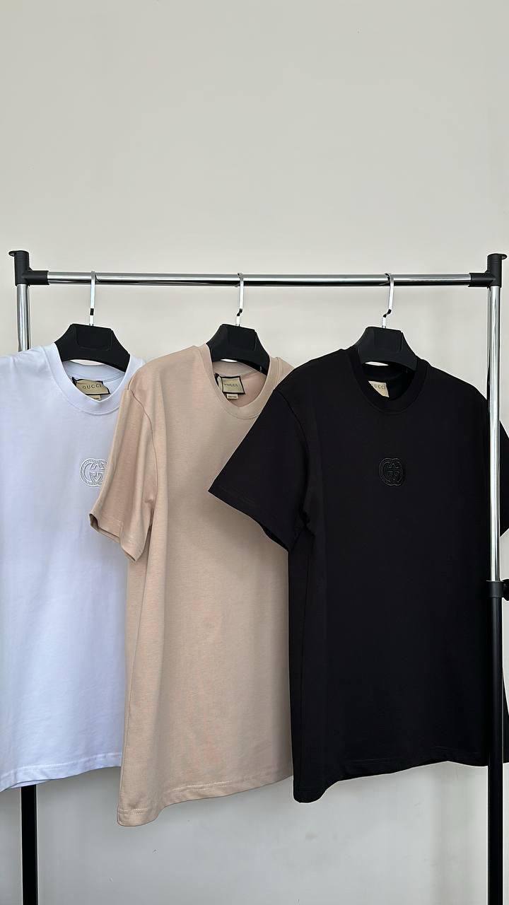 Gucci Interlocking G Logo-Embroidered Men's Women's T-Shirts in Different Colors Reps Sale UK Best Quality Sale AAA Replica