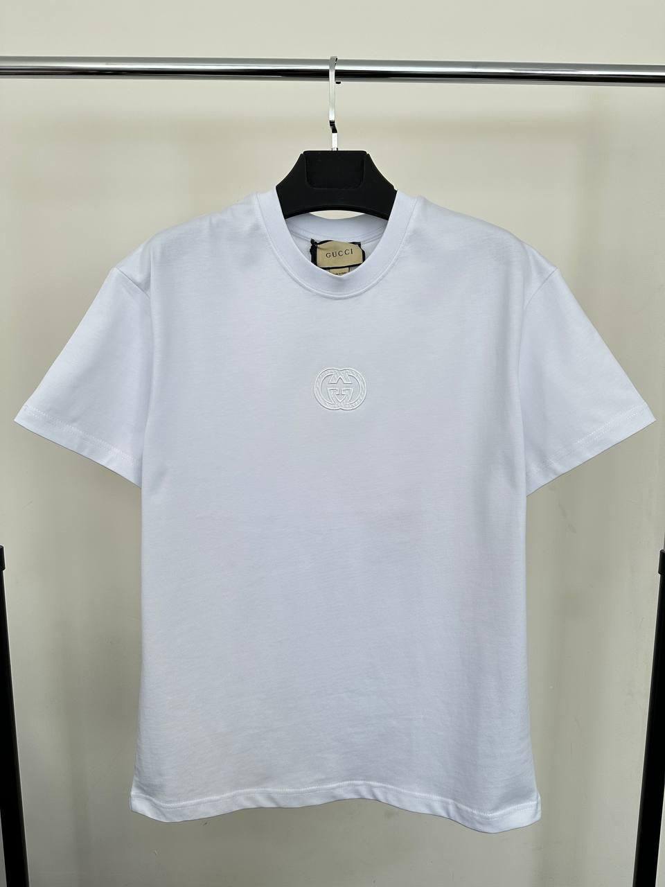 Gucci Interlocking G Logo-Embroidered Men's Women's T-Shirts in Different Colors Reps Sale UK Best Quality Sale AAA Replica