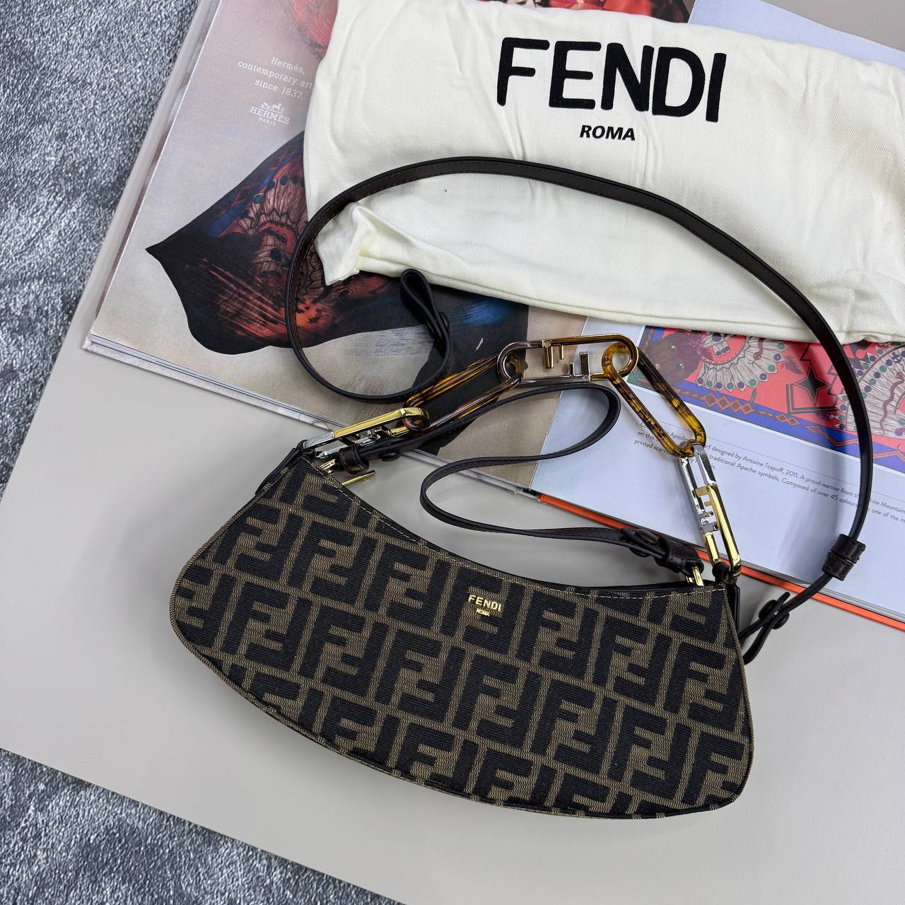 Fendi O'Lock Swing Shoulder Women's Bag Reps Sale UK Best Quality AAA Replica