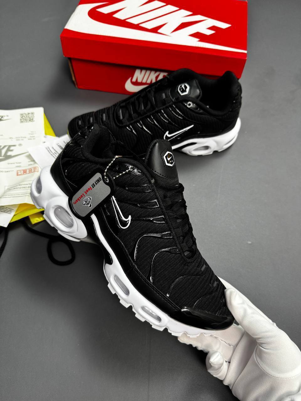 Nike TN Air Max Plus “Black/White" DM2362-001 Trainers Men's Reps Sale UK Best Quality AAA Replica