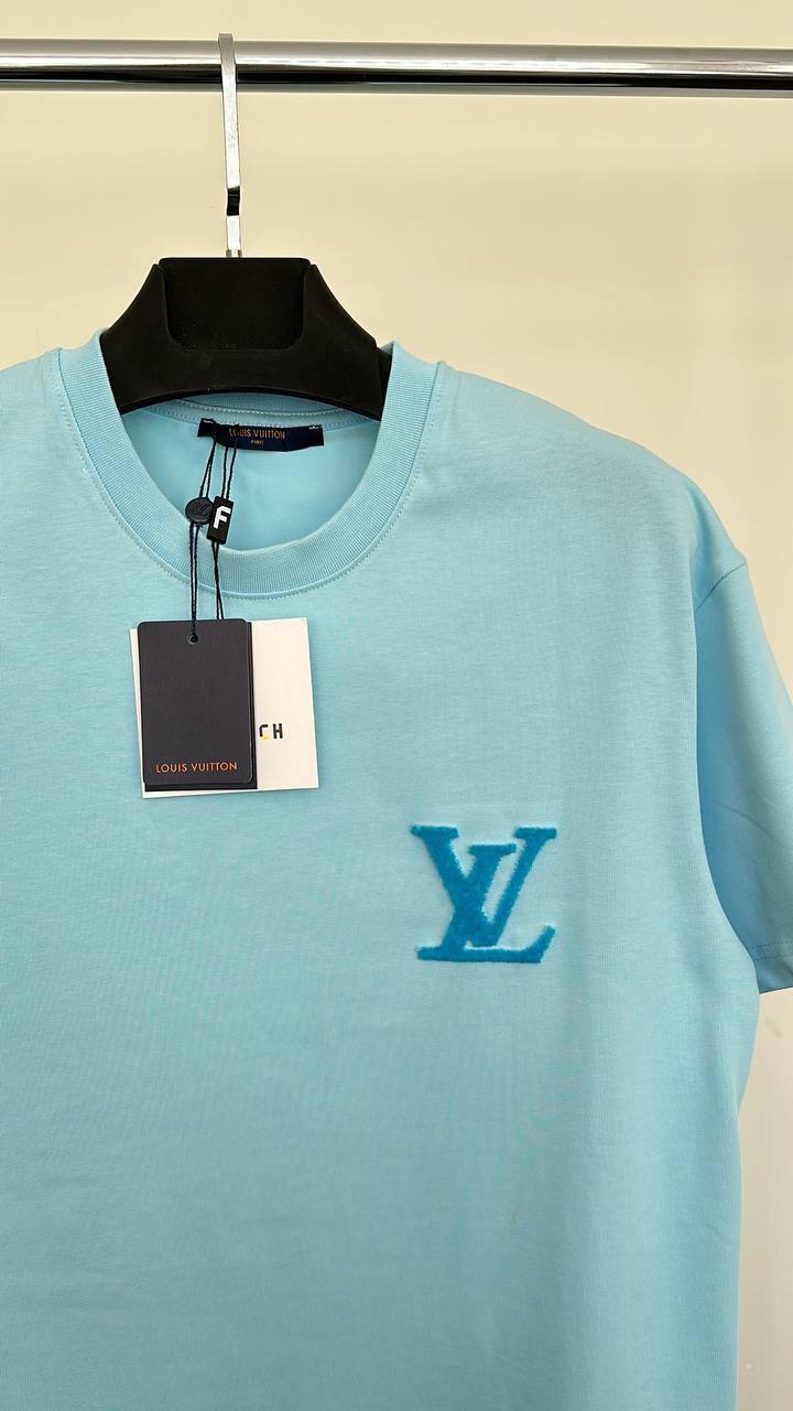 Louis Vuitton Embroidered LV Logo Men's Women's T-Shirts in Different Colors Reps UK Best Quality AAA Replica
