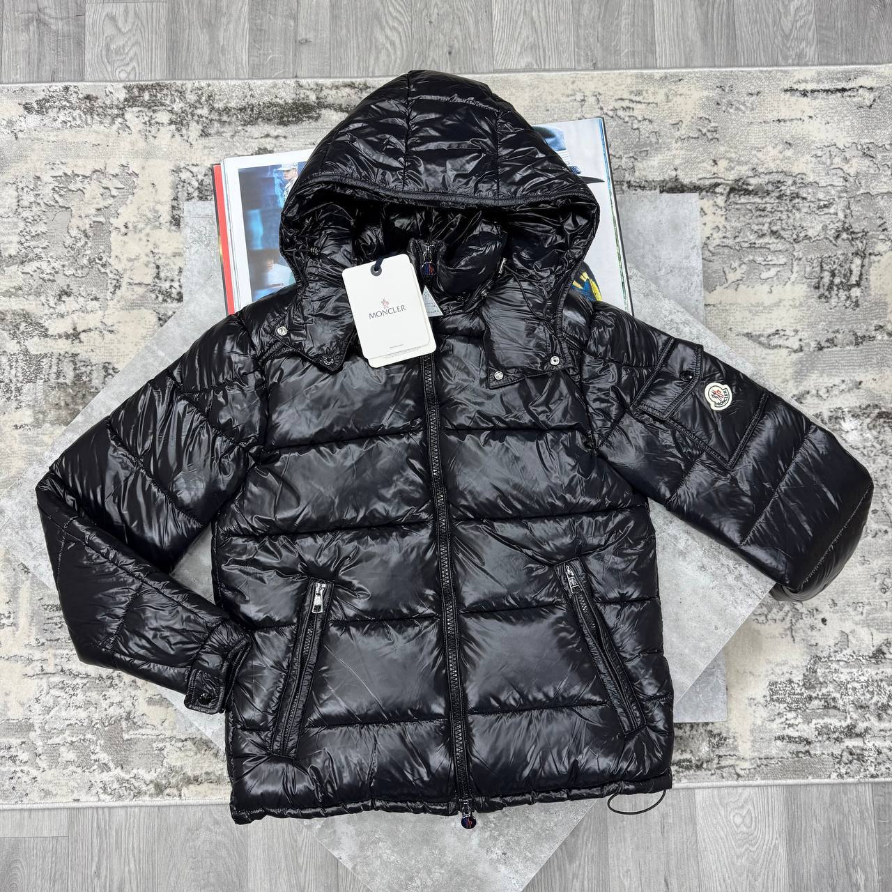 Moncler Maya Hooded Short Down Jackets Men's Women's in Different Colors Reps UK Sale Best Quality AAA Replica