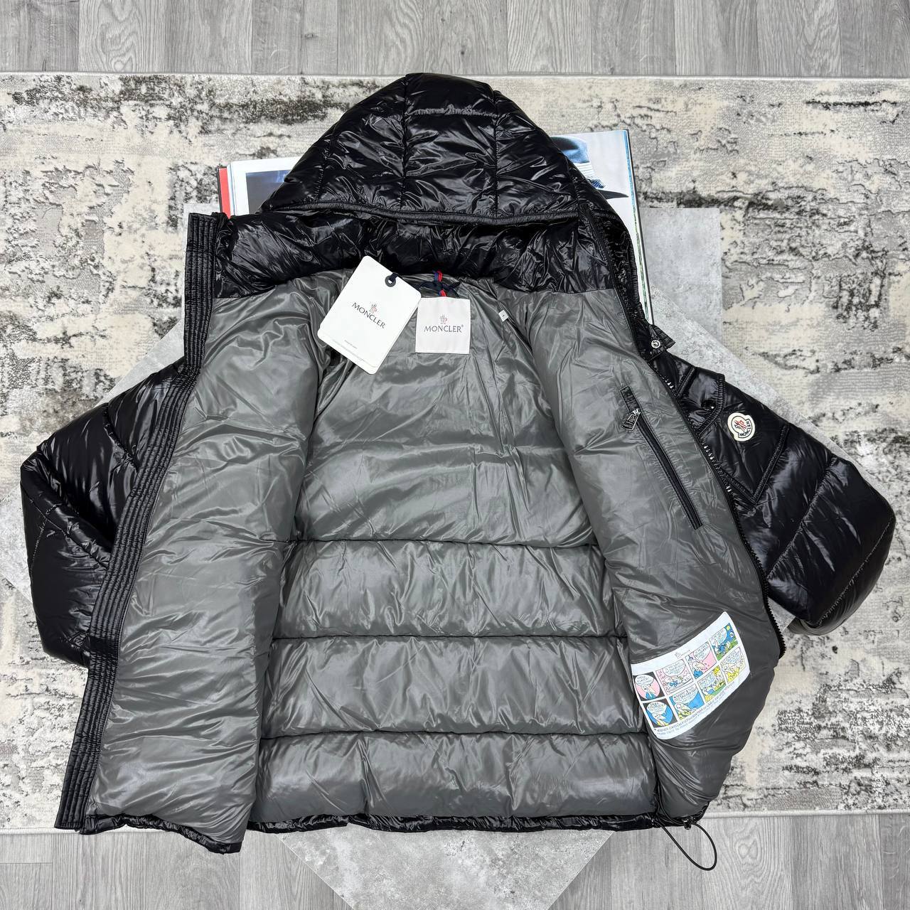 Moncler Maya Hooded Short Down Jackets Men's Women's in Different Colors Reps UK Sale Best Quality AAA Replica
