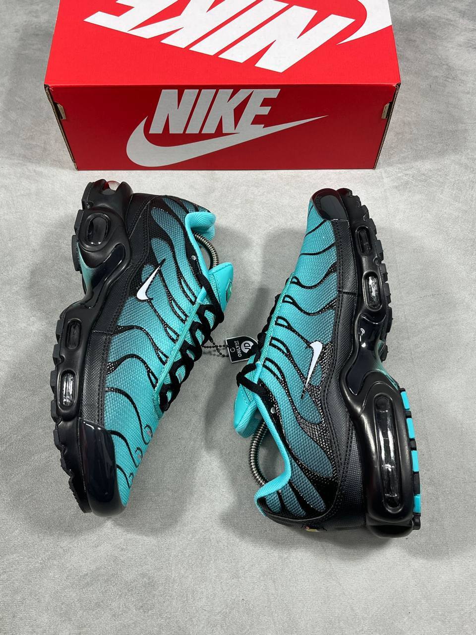 Nike Air Max Plus TN "Light Retro" DM0032-401 Trainers Men's Reps Sale UK Best Quality Replica