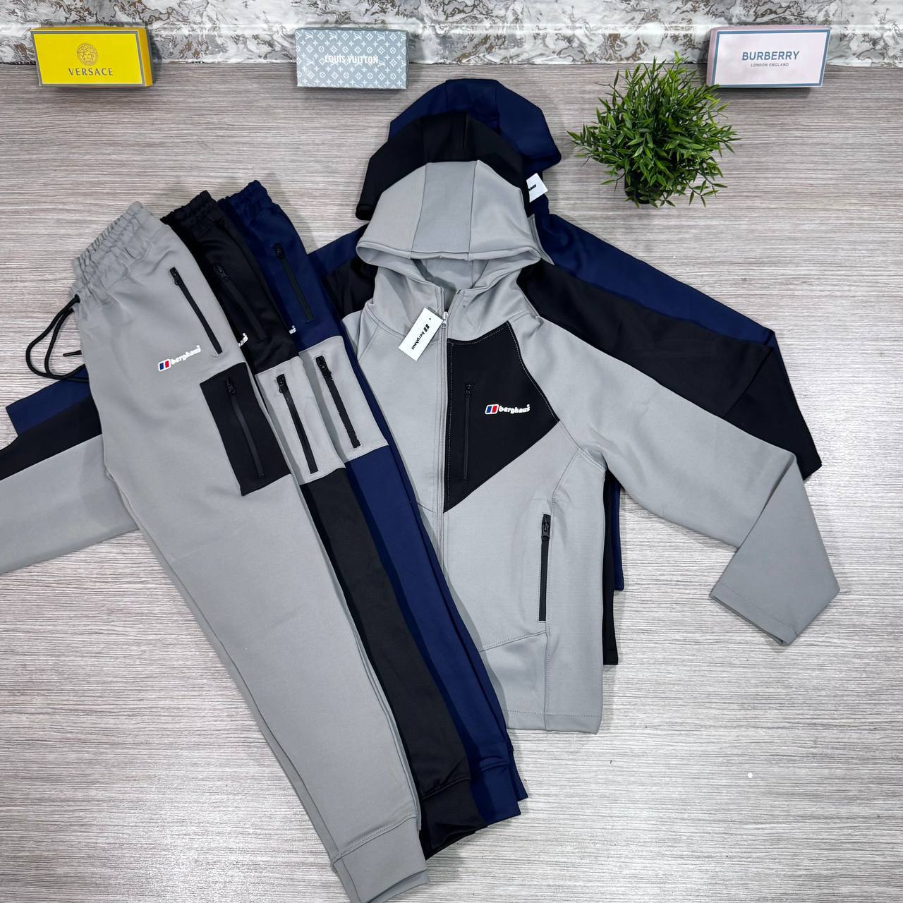 Berghaus Woven Tracksuits Mens in Different Colors Reps Sale UK Best Quality AAA Replica