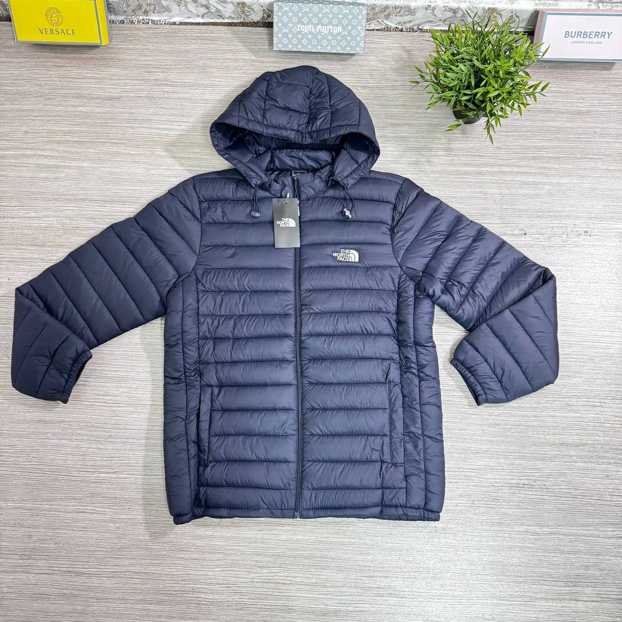The North Face Hooded Puffer Jackets in Different Colors Reps Sale UK Best Quality AAA Replica