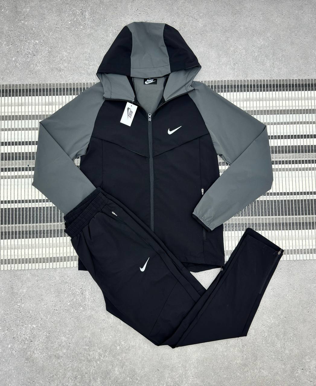 Nike Tech Fleece Tracksuit Men's in 2 Colors Reps Sale UK Best Quality AAA Replica