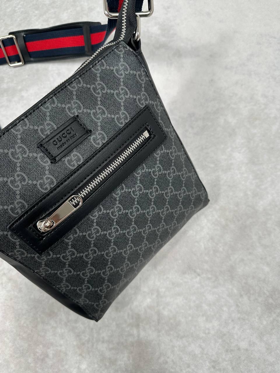 Gucci GG Supreme Canvas Messenger Men's Bag with Dust Bag in 2 Colors Reps Best Quality AAA Replica