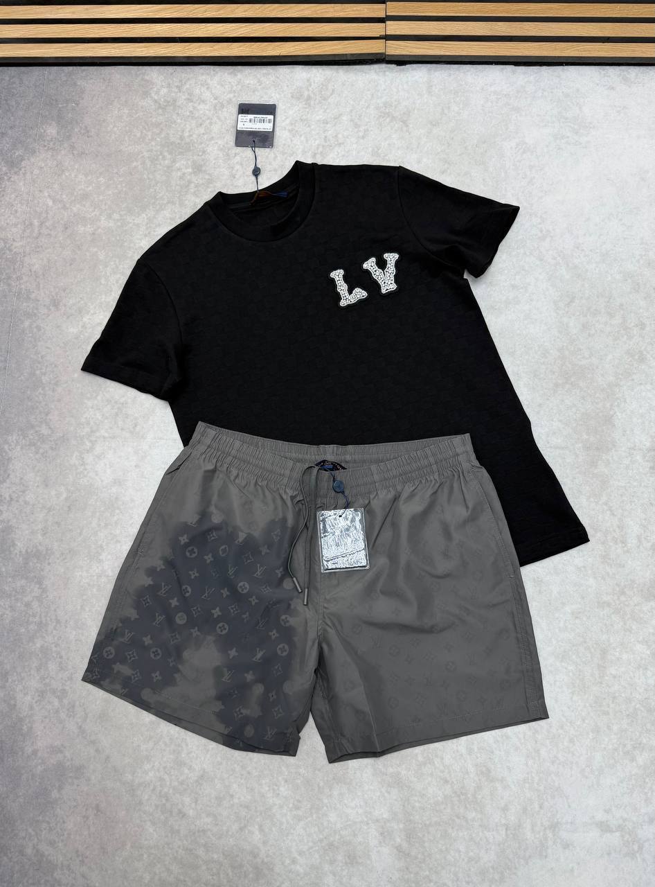 Louis Vuitton Organic Cotton Embellished Short-Sleeved T-Shirts & Shorts Set in Different Colors Men's Reps Sale UK Best Quality AAA Replica