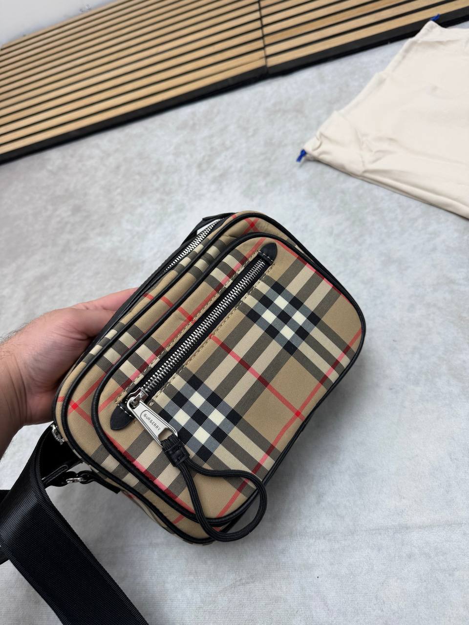 Burberry Vintage Check and Leather Crossbody Men's Bag Reps Sale UK Best Quality AAA Replica