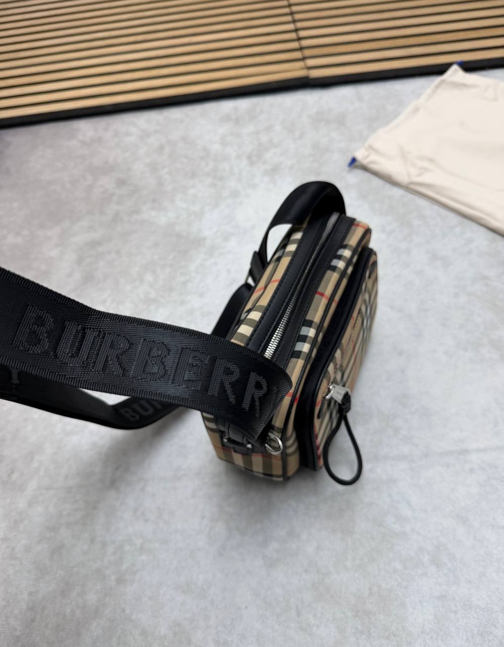 Burberry Vintage Check and Leather Crossbody Men's Bag Reps Sale UK Best Quality AAA Replica