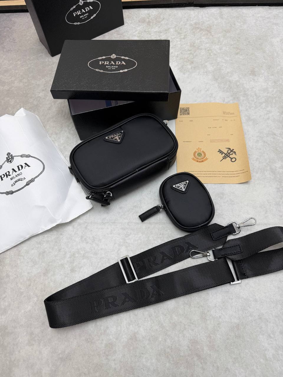 Prada Brique Re-Nylon and Saffiano Leather in Black Men's Bag Reps Sale UK Best Quality AAA Replica