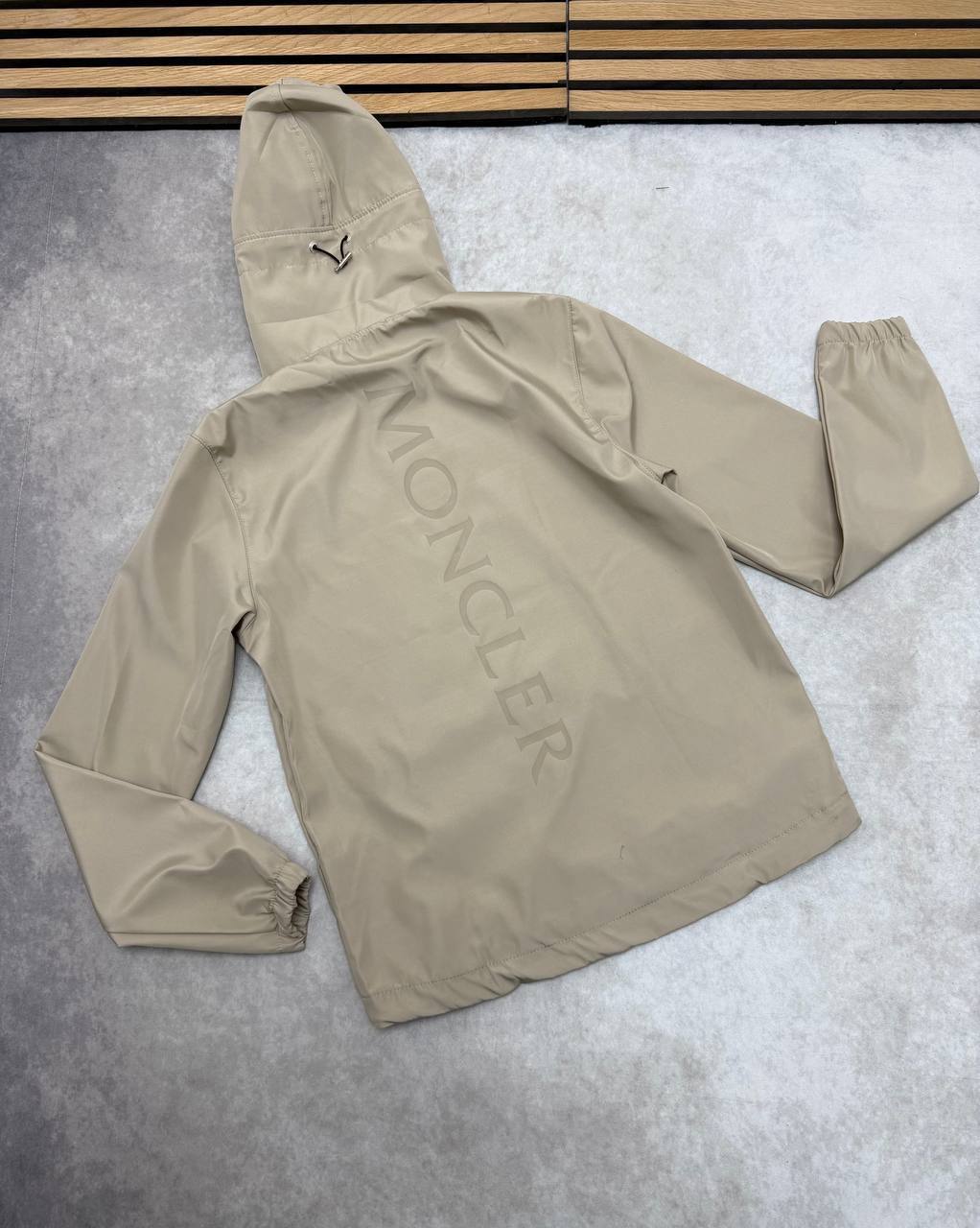 Moncler Escalle Hooded Anorak Jackets Men's Women's in 2 Colors Reps UK Sale Best Quality AAA Replica